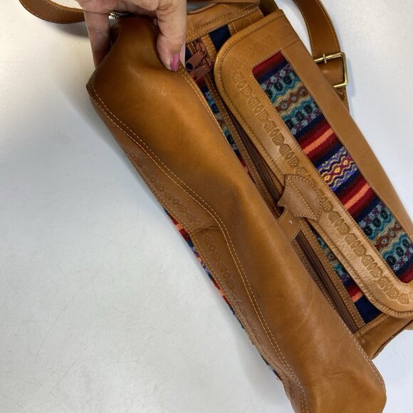 Vtg Saddle Blanket Crossbody Laptop Book Bag Messenger Hand Tooled Leather 14x12 - Picture 15 of 16